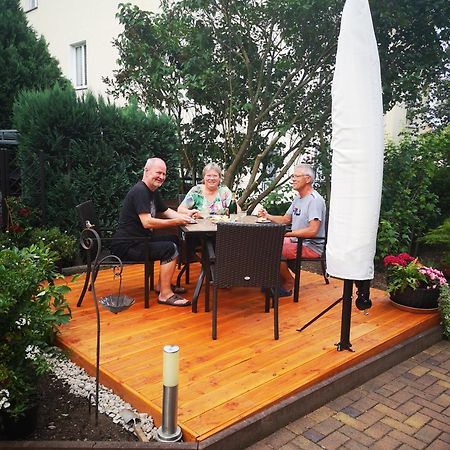 Ferienwohnung ZUM WOHLFÜHLEN Dresde Exterior foto