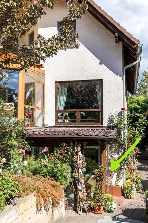Ferienwohnung ZUM WOHLFÜHLEN Dresde Exterior foto