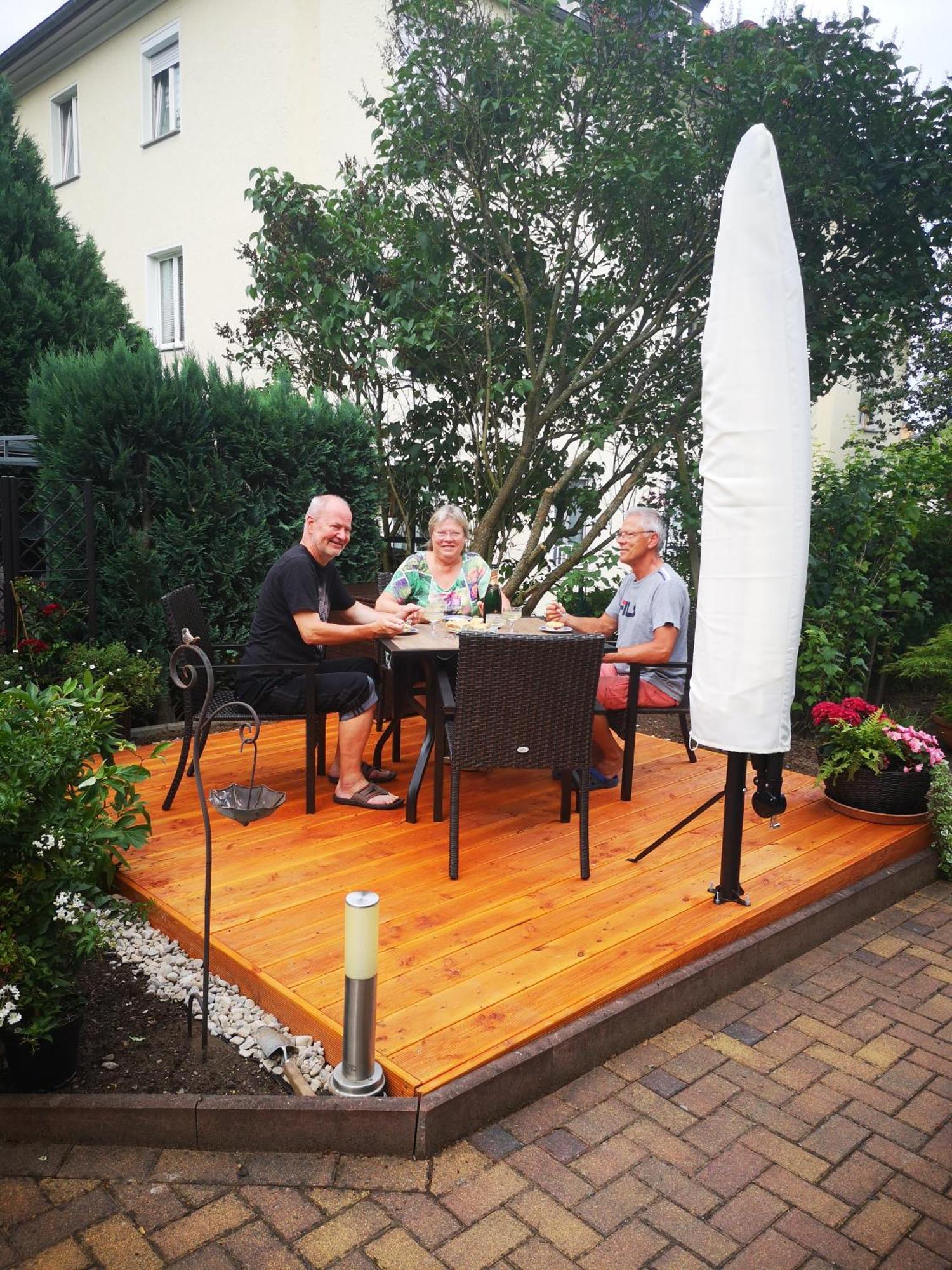 Ferienwohnung ZUM WOHLFÜHLEN Dresde Exterior foto